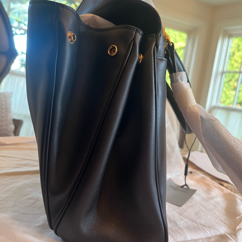New - Balenciaga Black Rodeo Medium Leather Shoulder Bag with gold hardware - Picture 6 of 14